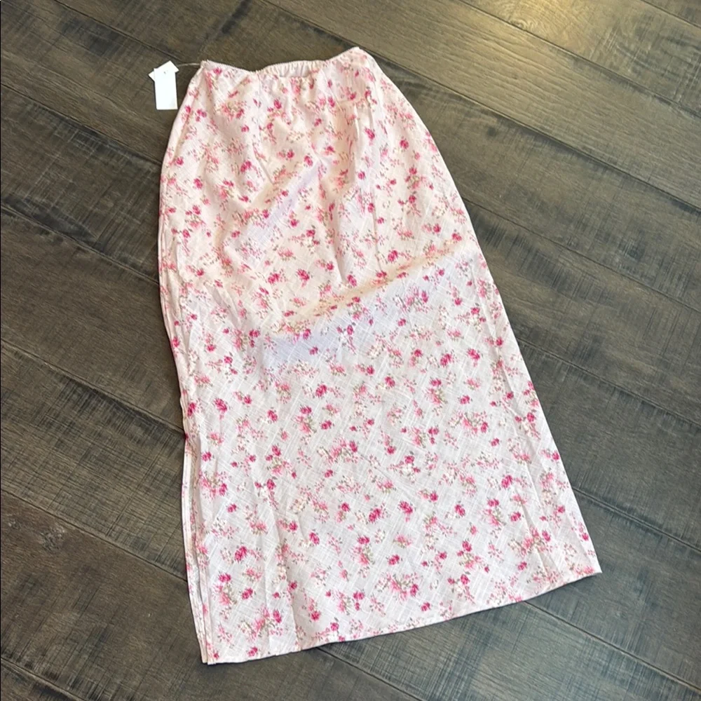 NWT Floral Pink Rose Maxi Skirt size M - Picture 11 of 16